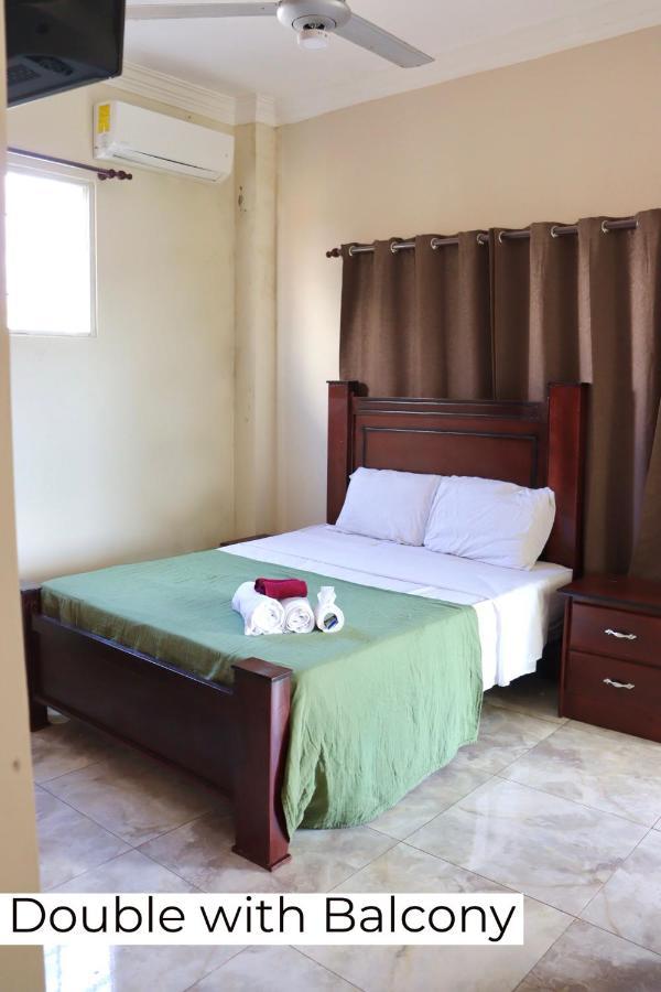 Hotel Enrique II Zona Colonial Vista Al Malecon 산토도밍고 외부 사진