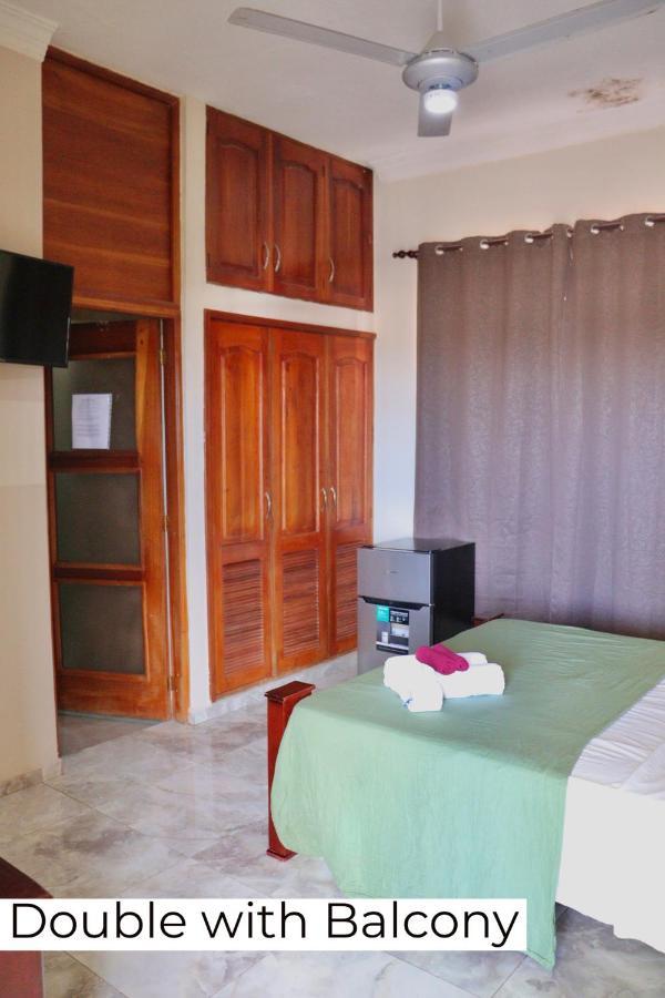 Hotel Enrique II Zona Colonial Vista Al Malecon 산토도밍고 외부 사진