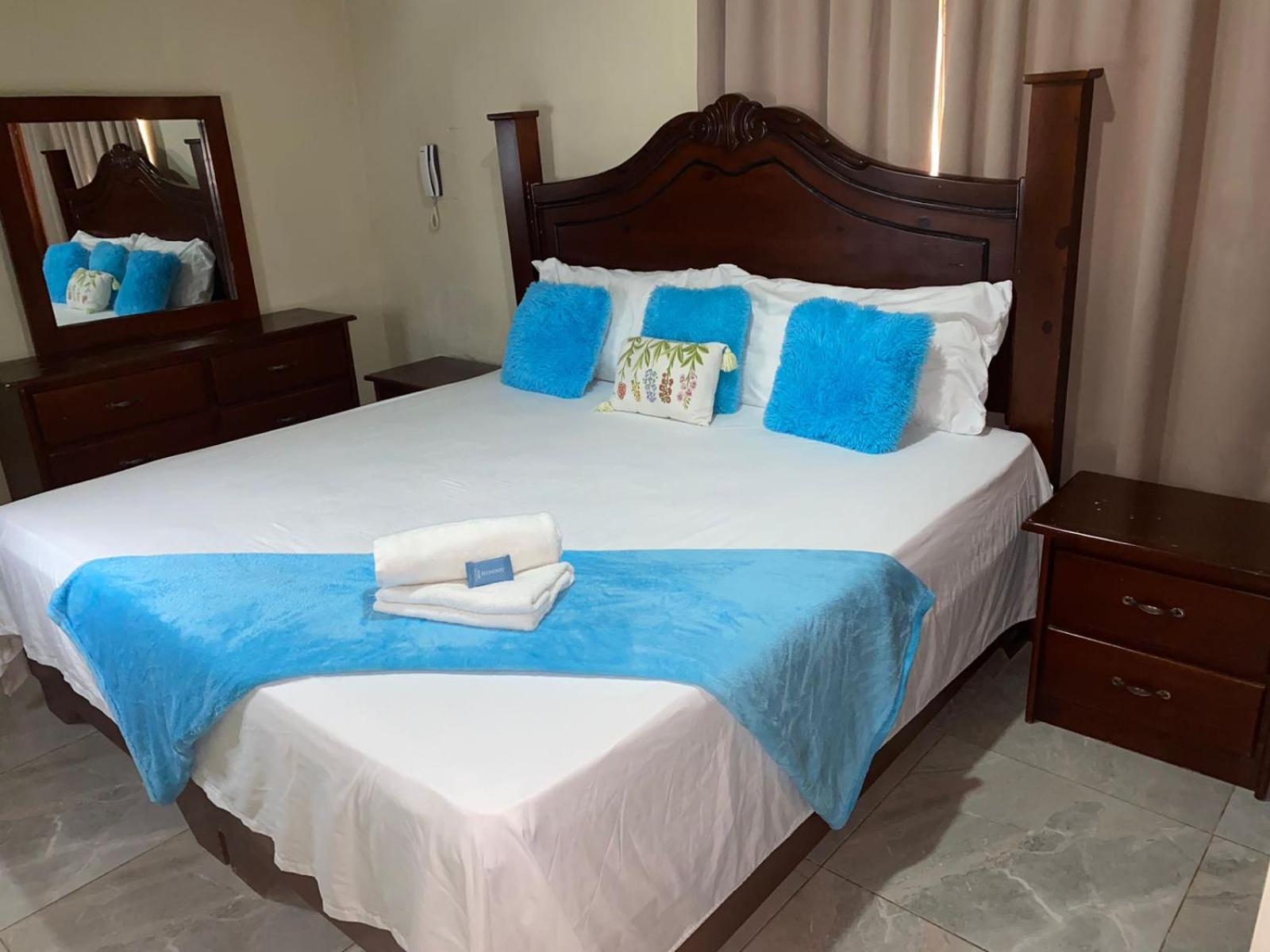 Hotel Enrique II Zona Colonial Vista Al Malecon 산토도밍고 외부 사진