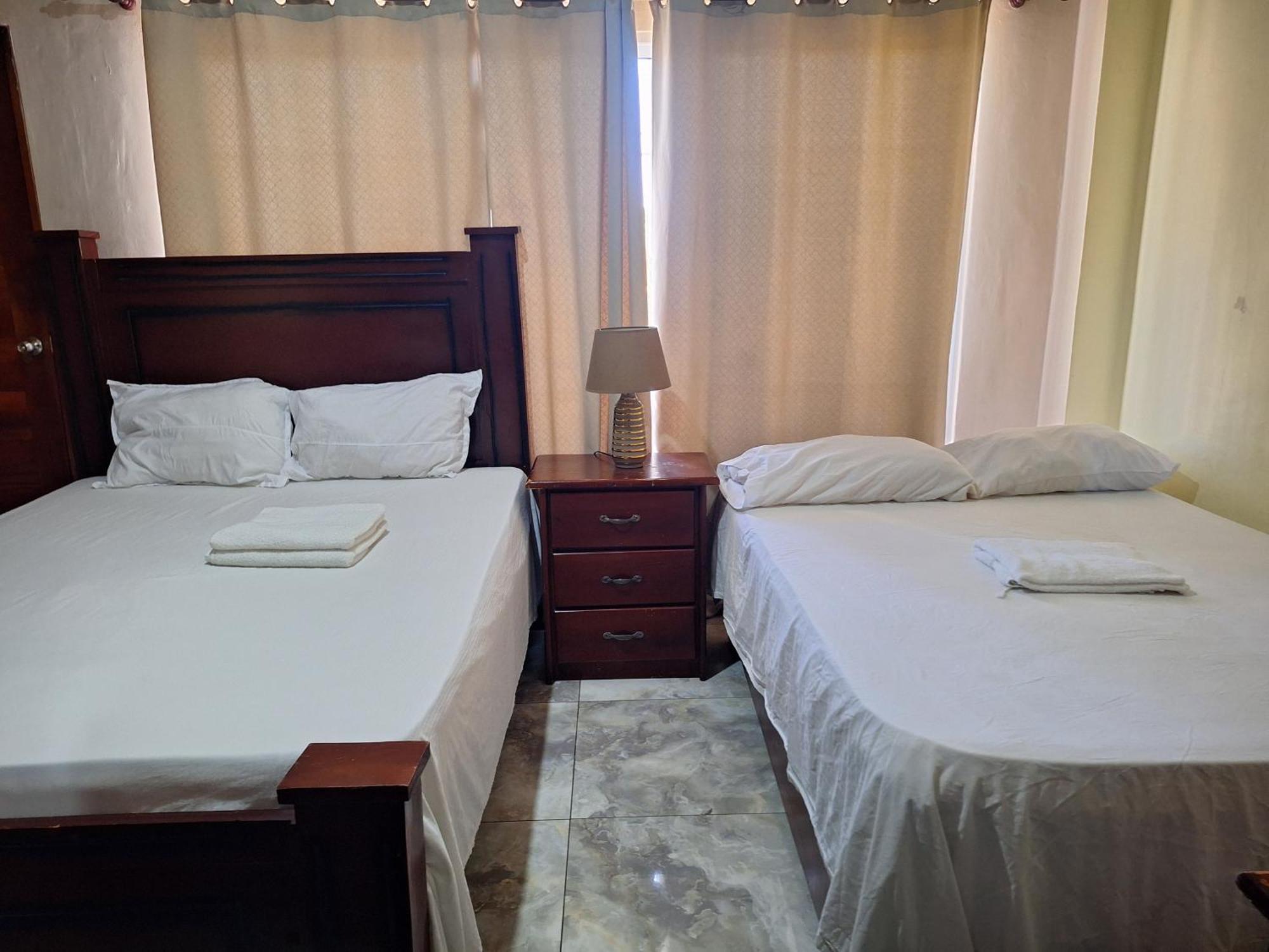 Hotel Enrique II Zona Colonial Vista Al Malecon 산토도밍고 외부 사진