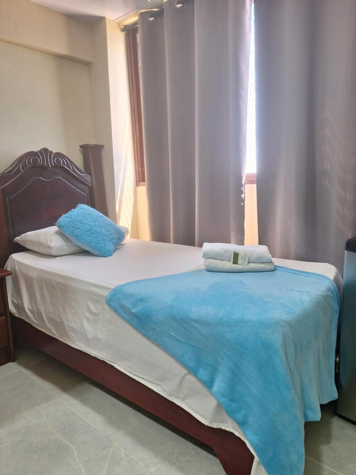 Hotel Enrique II Zona Colonial Vista Al Malecon 산토도밍고 외부 사진