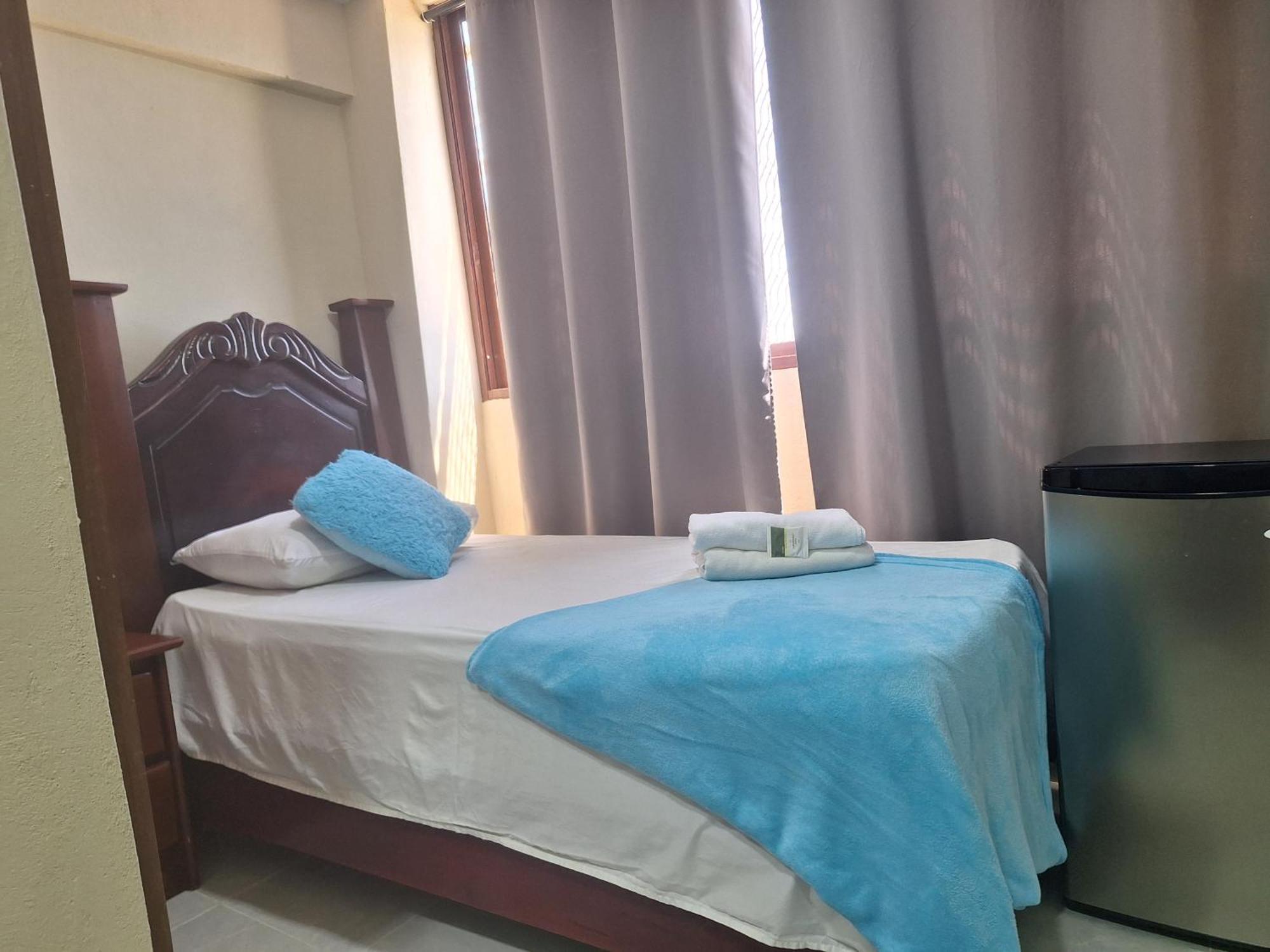 Hotel Enrique II Zona Colonial Vista Al Malecon 산토도밍고 외부 사진